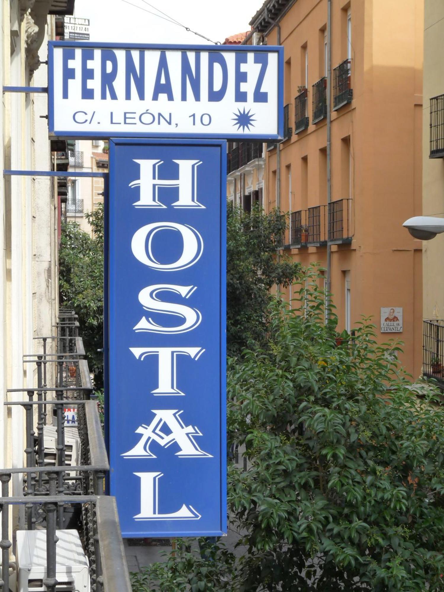Hostal Fernandez Madrid Exterior foto